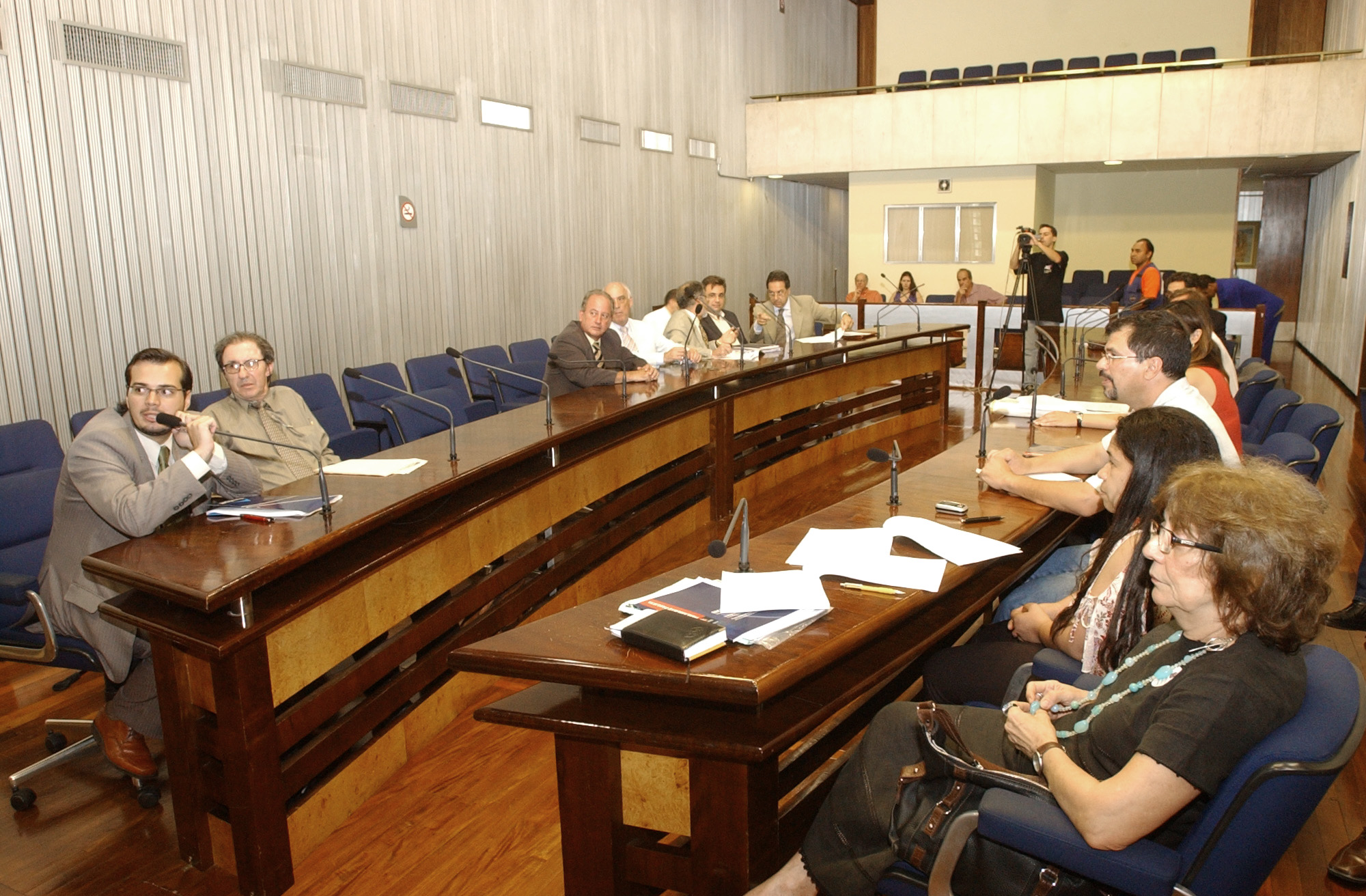 Reunio do Grupo de Trabalho das Polticas Estaduais, criado com a finalidade de elaborar uma poltica de resduos slidos para o Estado de So Paulo<a style='float:right;color:#ccc' href='https://www3.al.sp.gov.br/repositorio/noticia/03-2008/Res Solidos-Ze-1141.jpg' target=_blank><i class='bi bi-zoom-in'></i> Clique para ver a imagem </a>